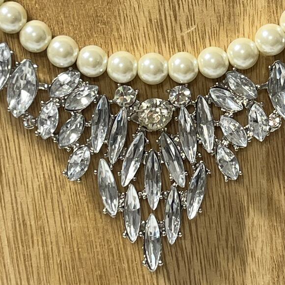 Vintage Crystal & Pearl Statement Necklace white silver 18-21 inches - Picture 2 of 3